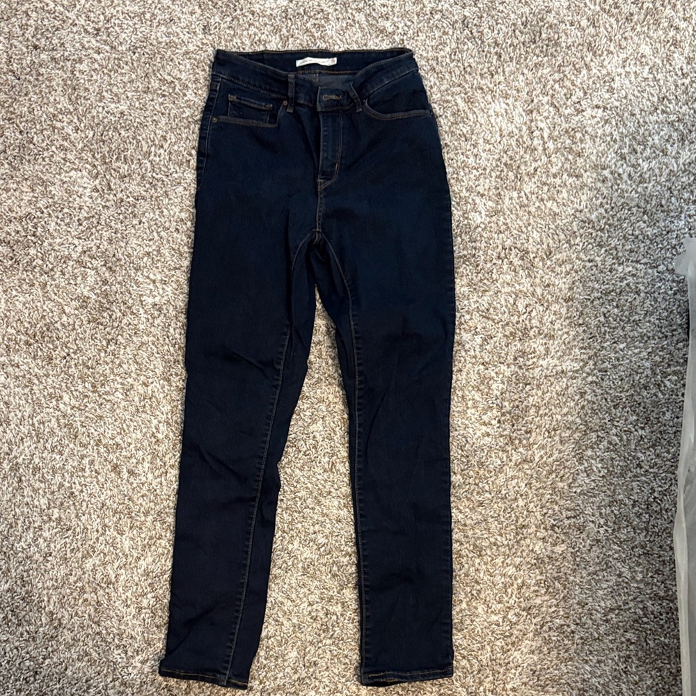 Classic Dark Wash Levi’s Women's Jeans